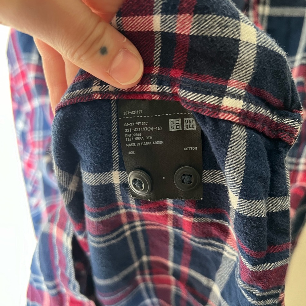 Uniqlo Plaid Flannel Button Down Shirt Size Large - Picture 6 of 6